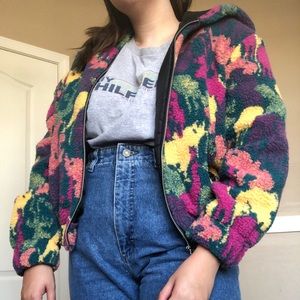 NWT MULTICOLORED FLEECE